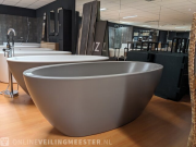 Vente aux enchères en ligne Fabrieksshowroom sanitair van o.a. de merken Xenz/Beterbad en Upfall-shower te Almere